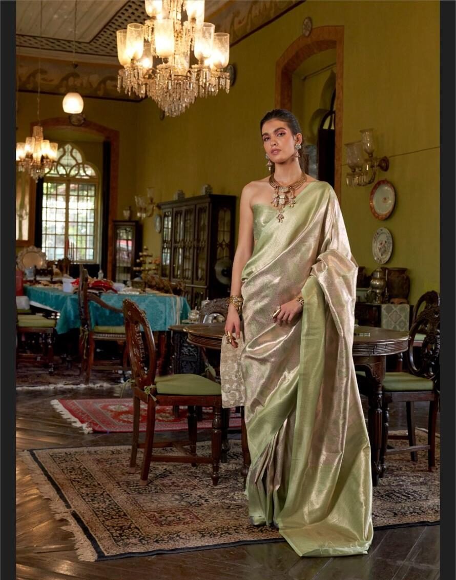 ✨ Kanjeepuram Canva – Handwoven Elegance ✨